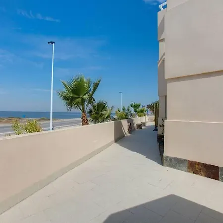 Isla Grosa- Primera Linea Mar Holiday home *
