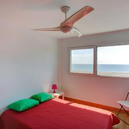 Isla Grosa- Primera Linea Mar Holiday home *